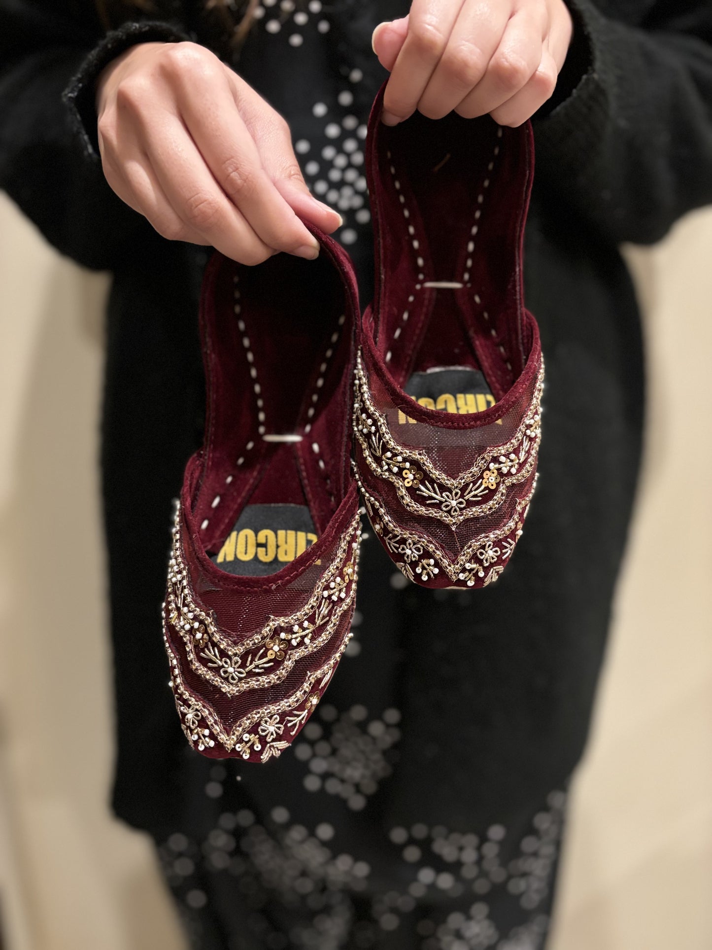 Aima Khussas Maroon