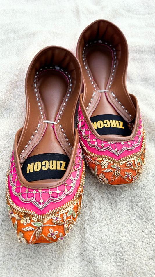 Mehndi Khussas